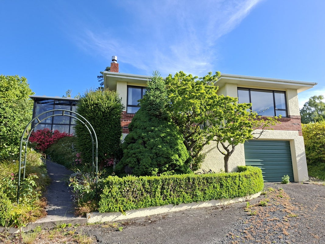 10 Braeside, Kinmont Park, Mosgiel - Carousel 2