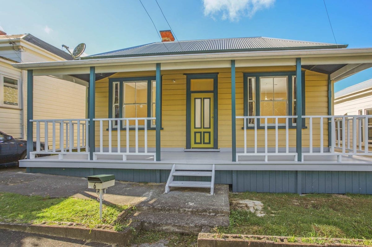 6 Julian Street, Grey Lynn, Auckland - Carousel 1