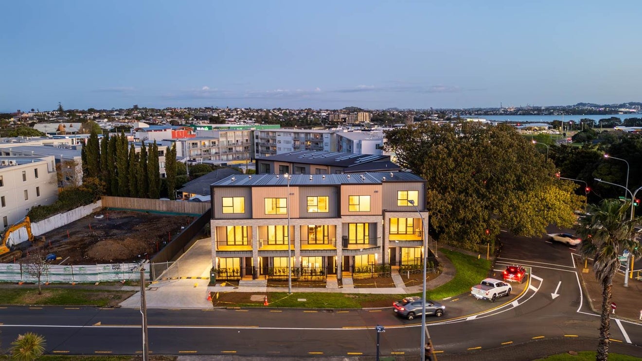 11/70 Killarney Street, Takapuna, North Shore City, Auckland - Carousel 2