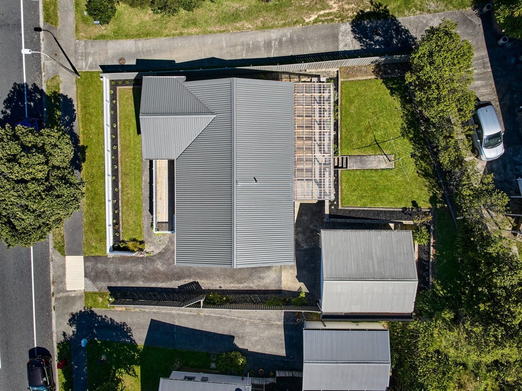 55 Omapere Street, Whitby, Porirua - Carousel 16