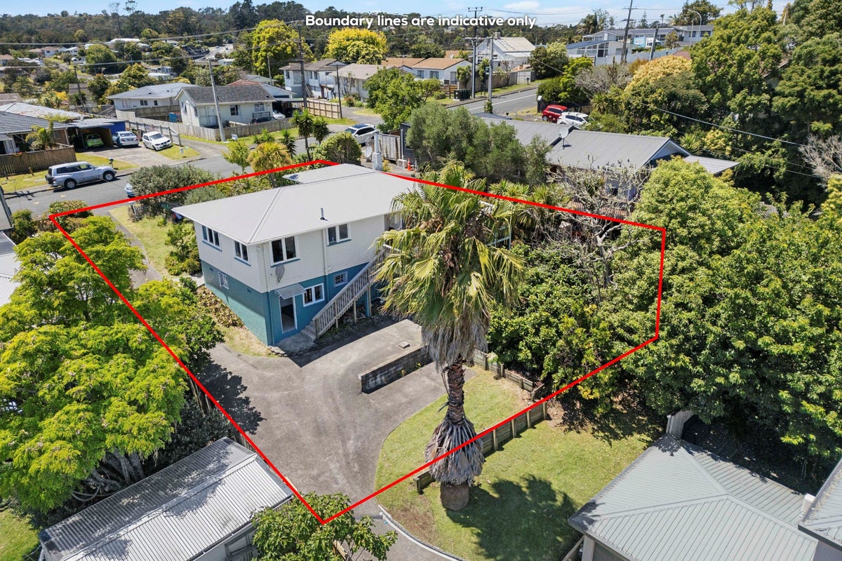 1/192 Verbena Road, Birkdale, Auckland - Carousel 1