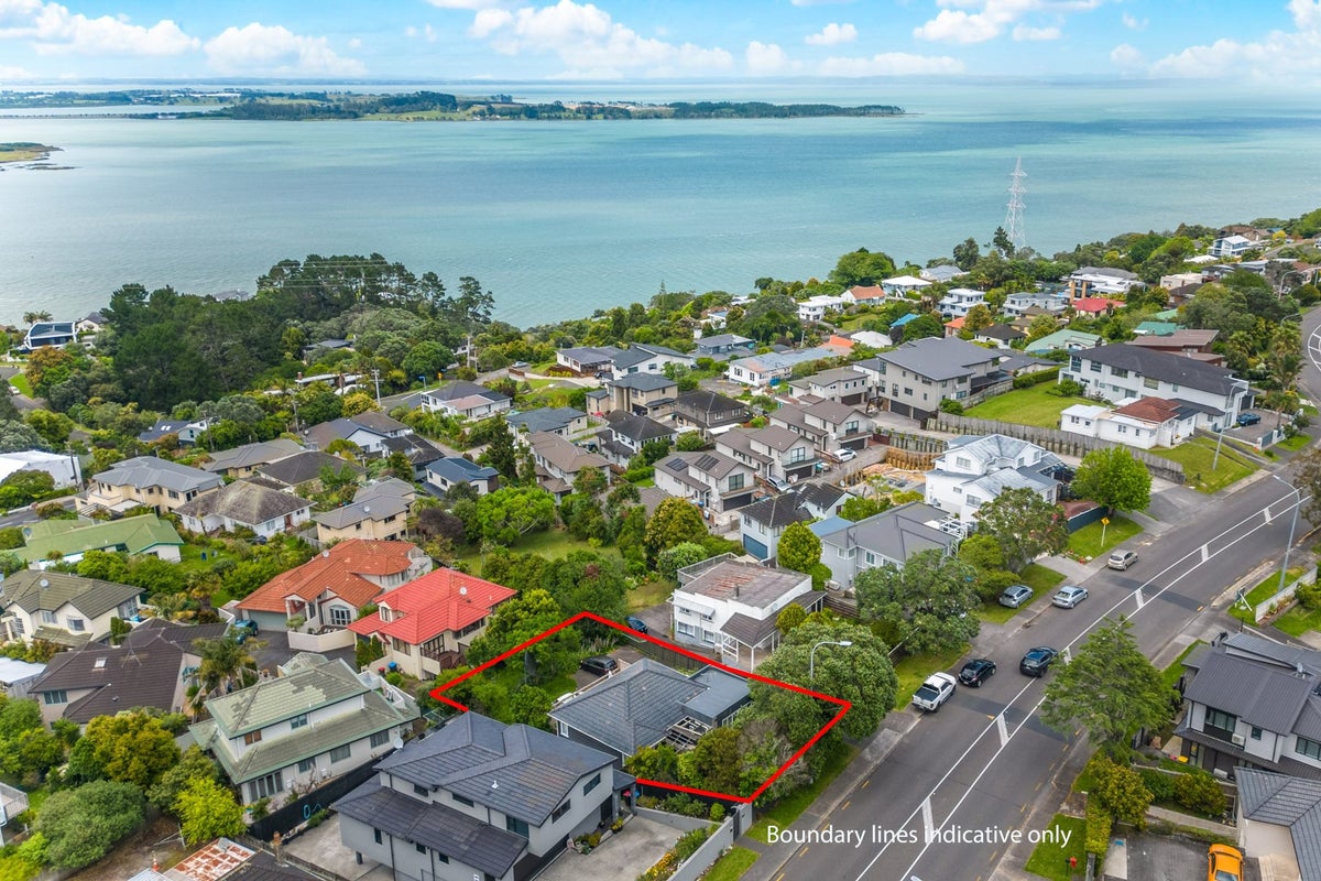 292 Hillsborough Road, Hillsborough, Auckland - Carousel 1