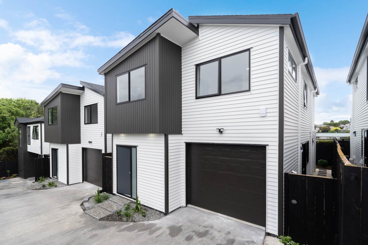 40C Exminster Street, Blockhouse Bay, Auckland - Carousel 1