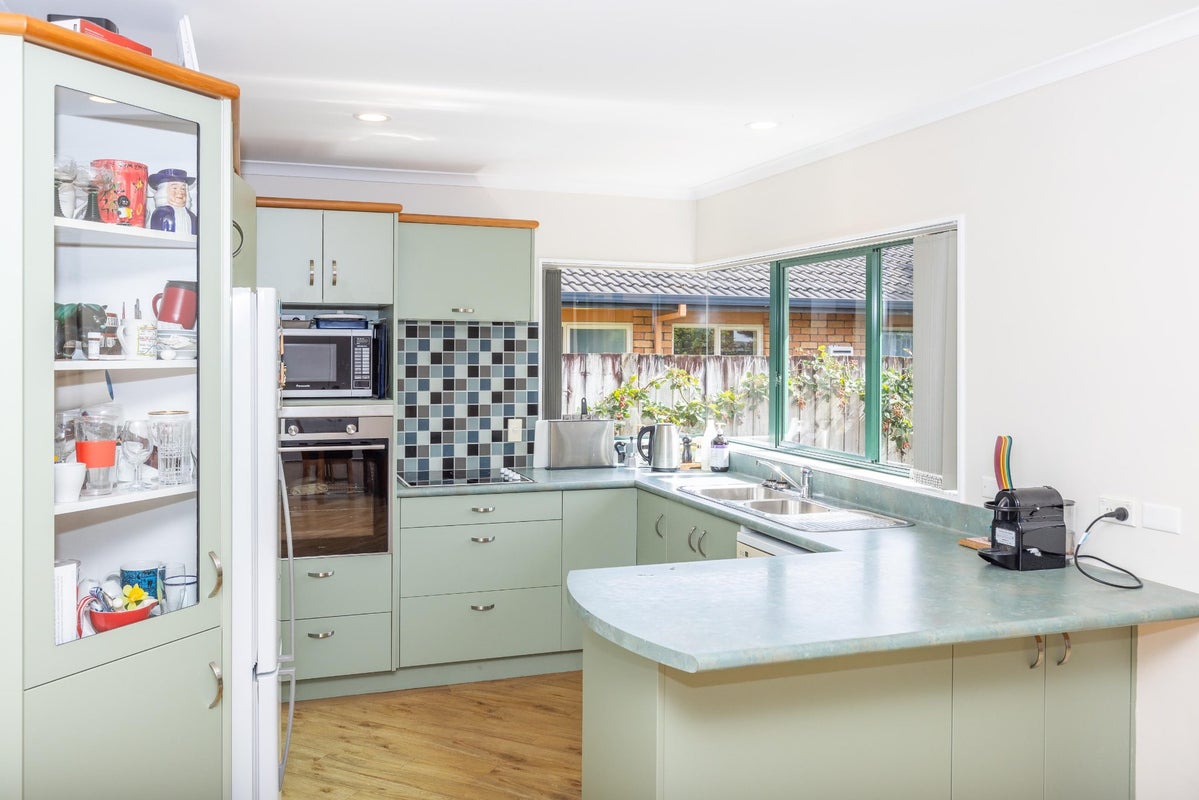 17 Portobello Way, Huntington, Hamilton - Carousel 2