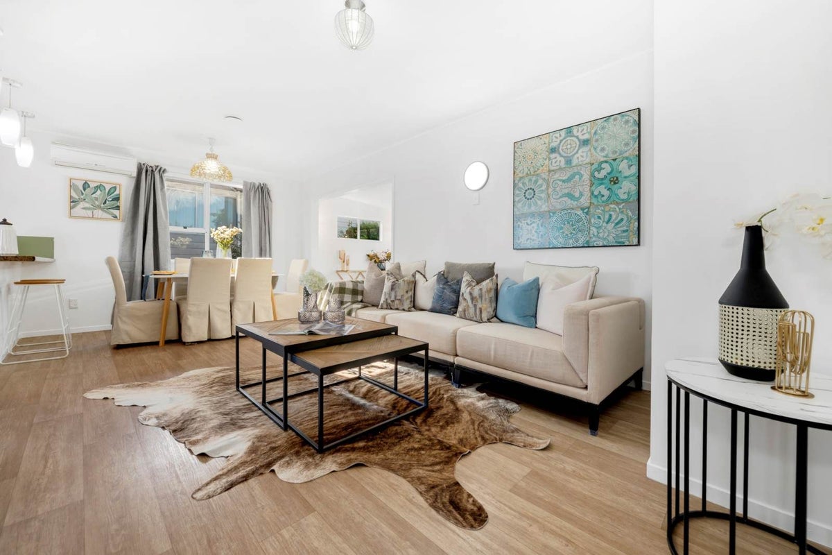 61 Athenic Avenue, Lynfield, Auckland - Carousel 2
