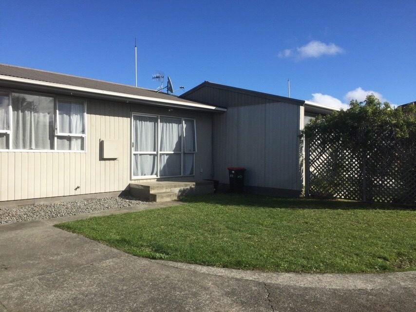13 Lichfield Crescent, Tamatea, Napier - Carousel 1