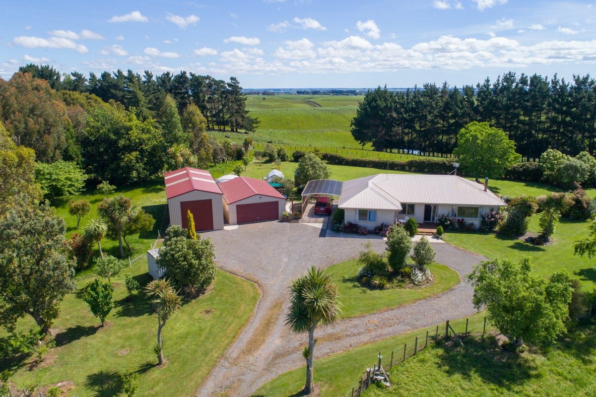 271 Mount Stewart Halcombe Road, Sanson, Palmerston North - Carousel 1