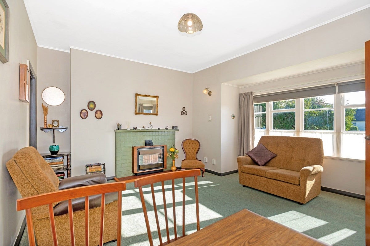 2 Townley Street, Te Hapara, Gisborne - Carousel 2