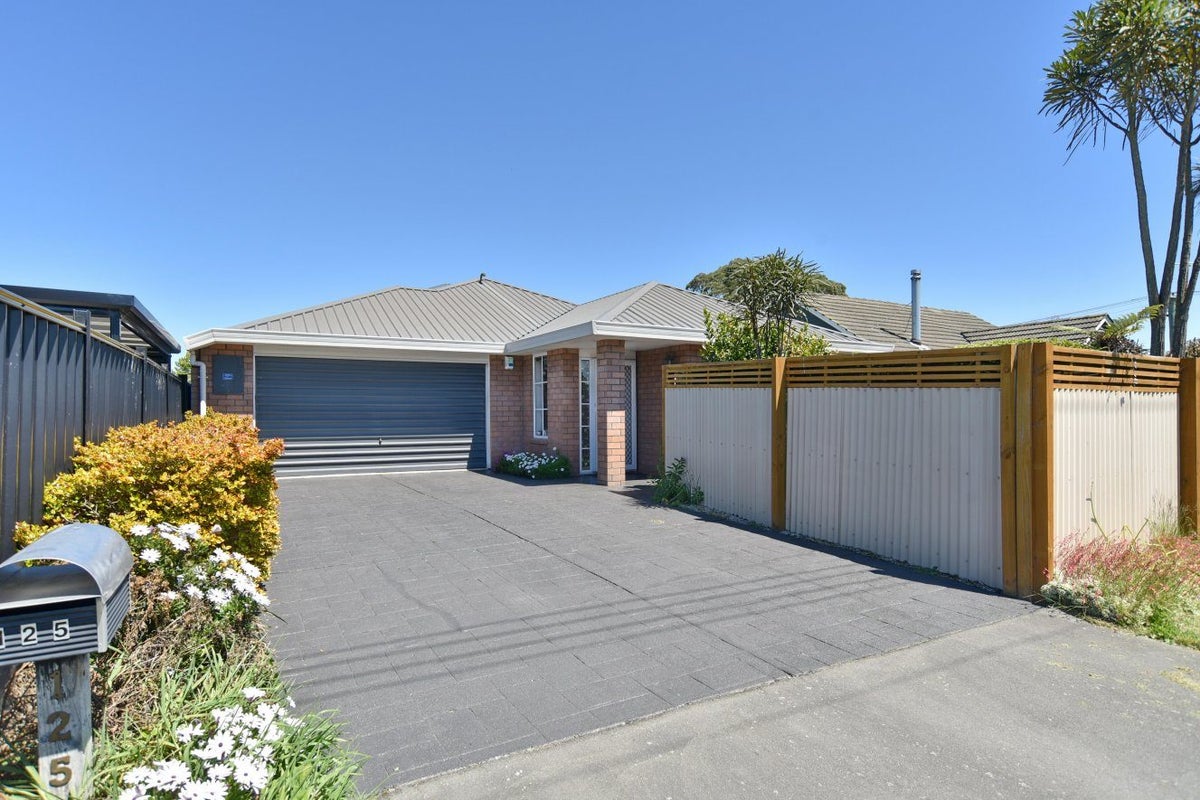 125 Sawyers Arms Road, Northcote, Christchurch - Carousel 23