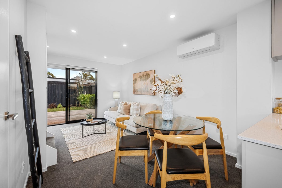 5/26 Grassmere Street, Papanui, Christchurch - Carousel 2