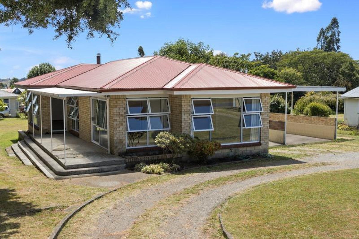 12 Grey Street, Kihikihi, Te Awamutu - Carousel 1