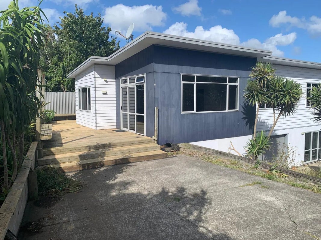 9 Blagdon Road, Blagdon, New Plymouth - Carousel 2
