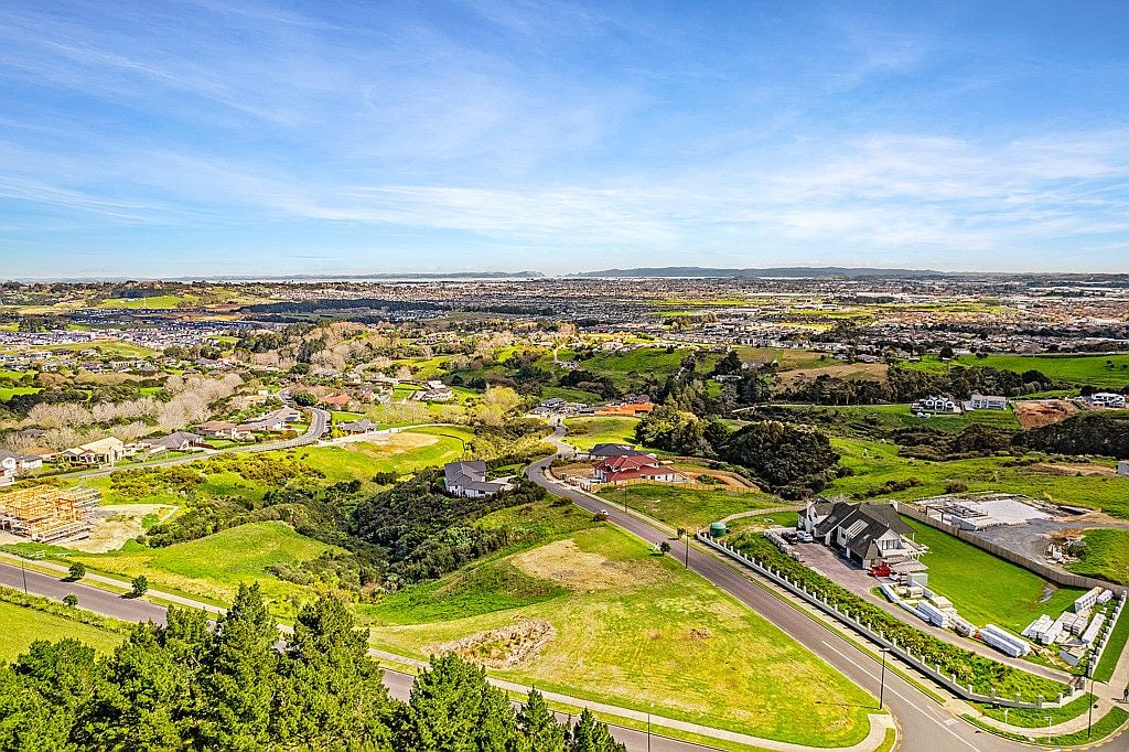 35 Kitenga Road, Flat Bush, Auckland - Carousel 1