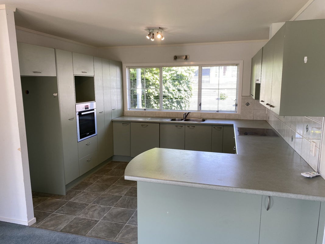 98 Chelsea View Drive, Chatswood, Auckland - Carousel 2