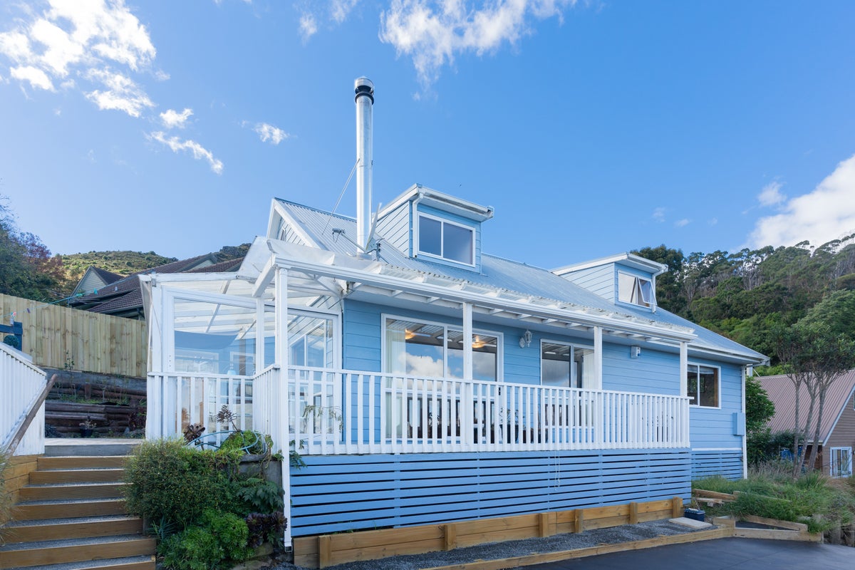 9 College Road, Lyttelton, Lyttelton - Carousel 1