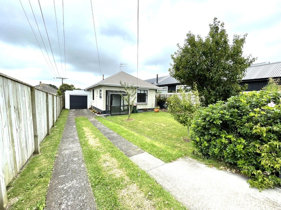 57 Fitzroy Road, Fitzroy, New Plymouth - Carousel 1