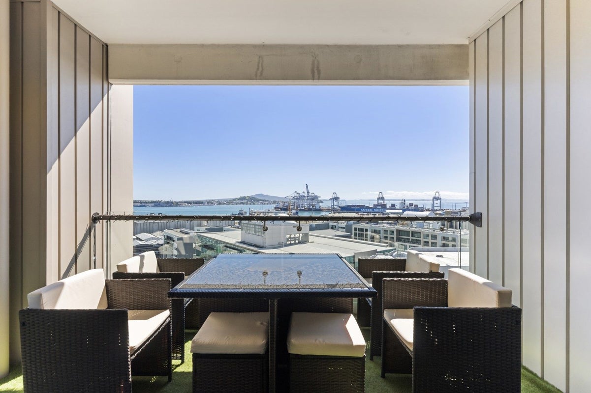 1208/47 Beach Road, Auckland Central, Auckland - Carousel 2
