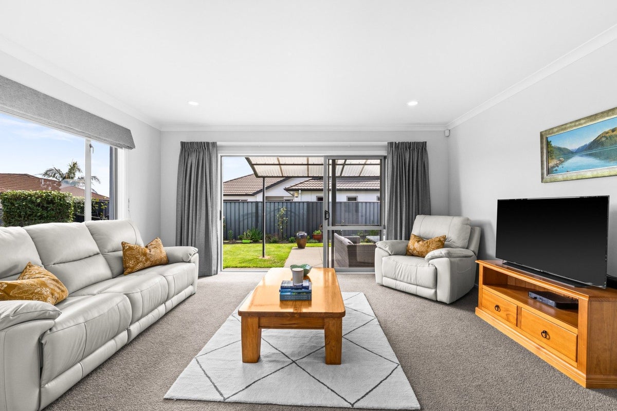 79 Russell Robertson Drive, Havelock North, Havelock North - Carousel 1