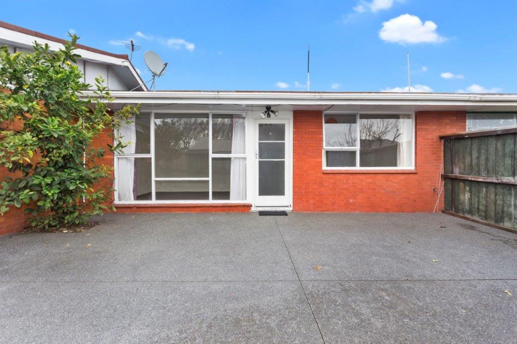 2/126 Aldwins Road, Phillipstown, Christchurch - Carousel 15
