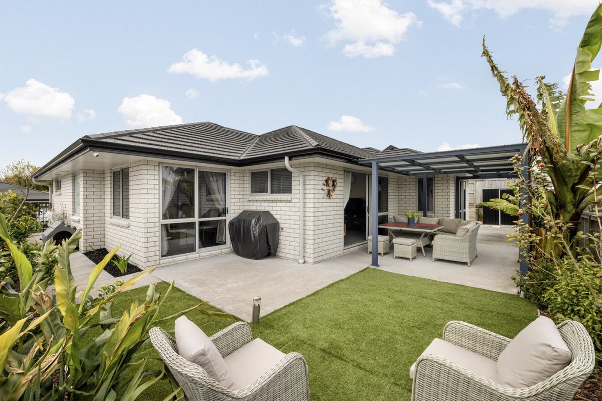 56 Ruba Way, Ohauiti, Tauranga - Carousel 1