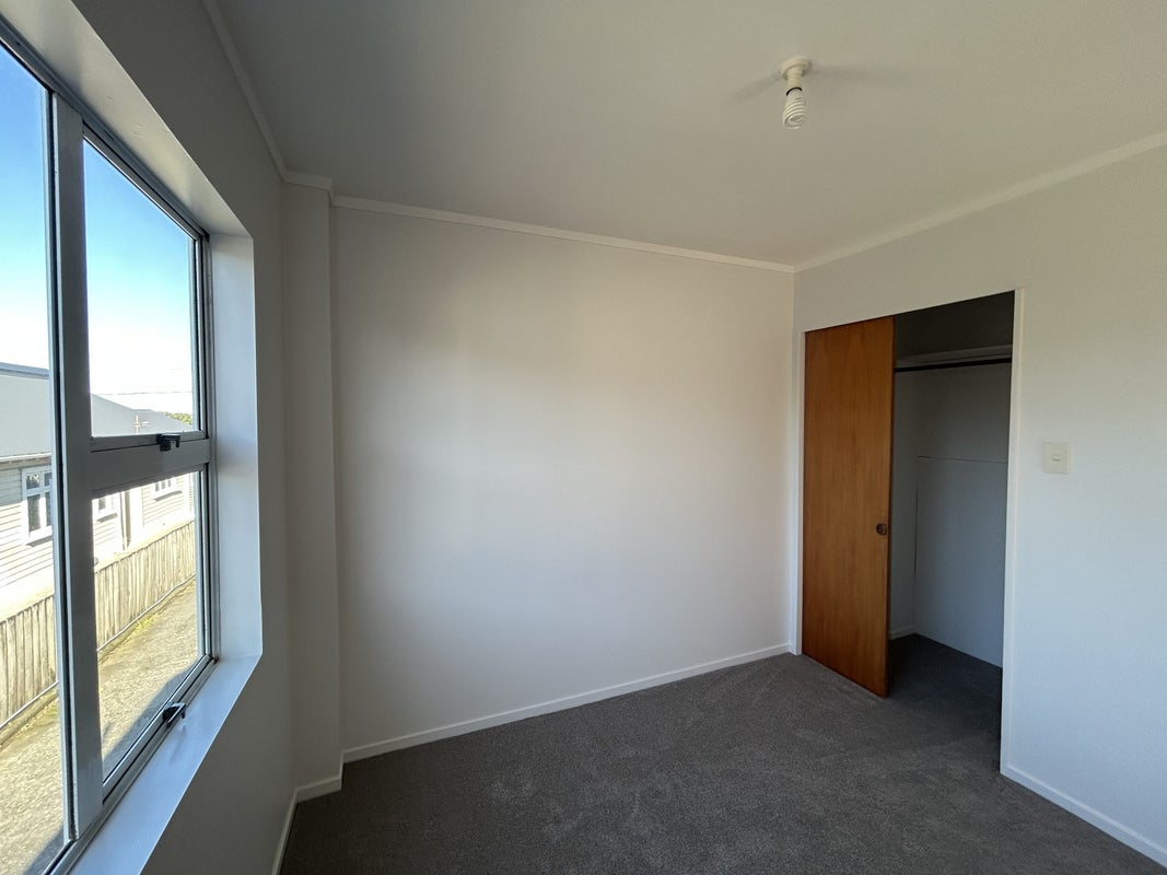 3/15 Apu Crescent, Lyall Bay, Wellington - Carousel 15
