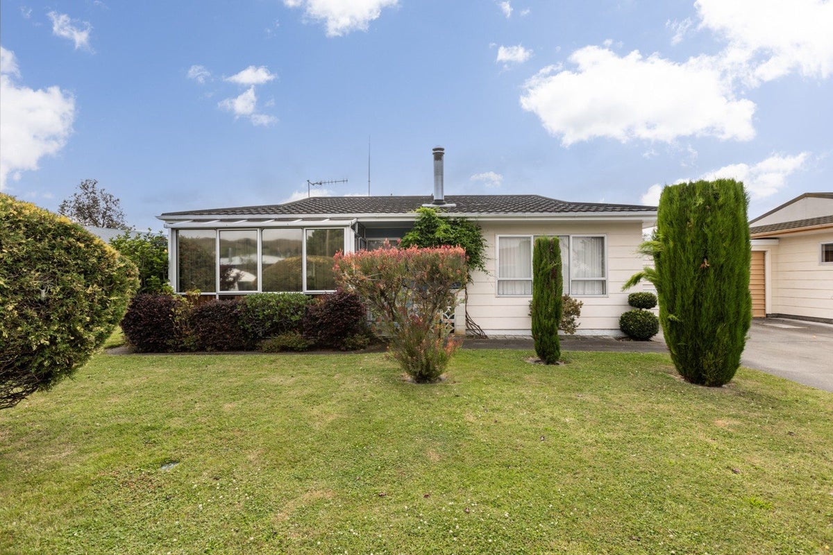 24A Elliott Street, Taradale, Napier - Carousel 2