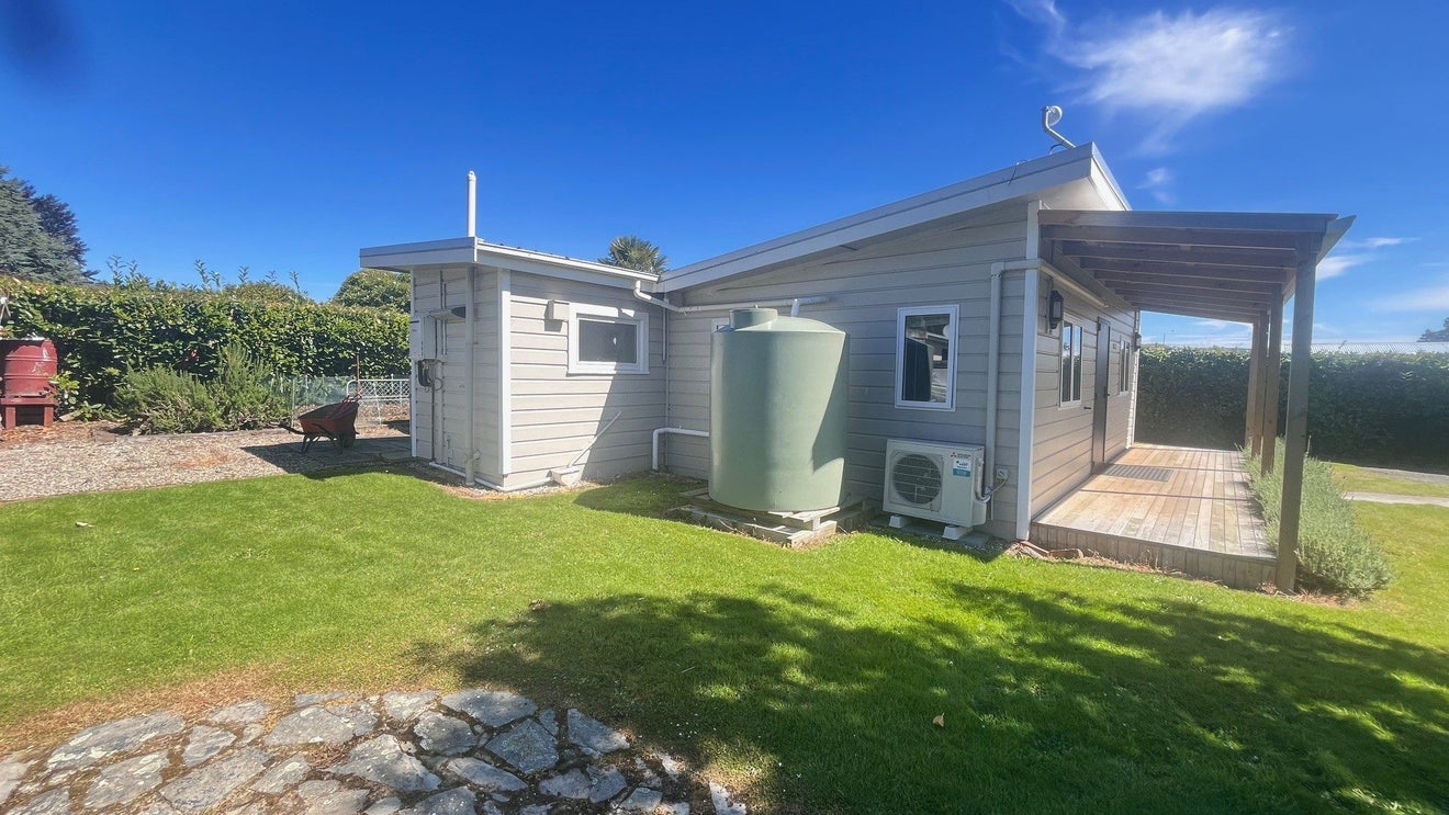 12 Margate Street, Waihola, Milton - Carousel 2