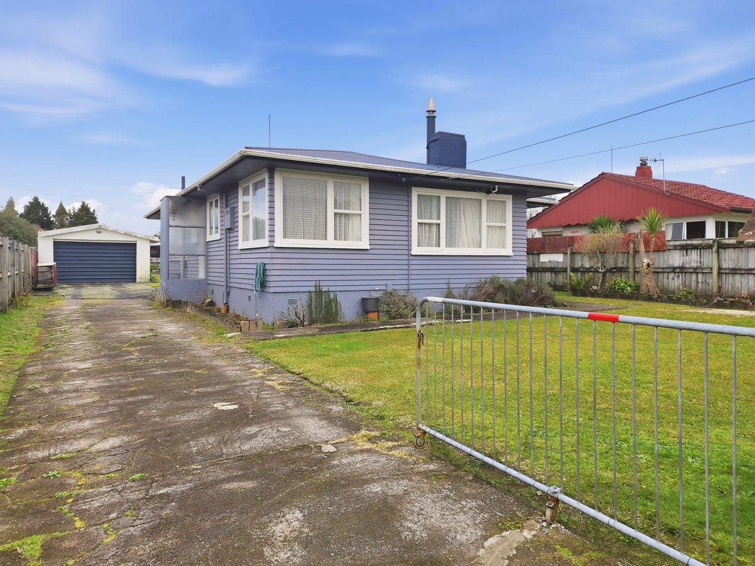 6 Kea Street, Selwyn Heights, Rotorua - Carousel 2