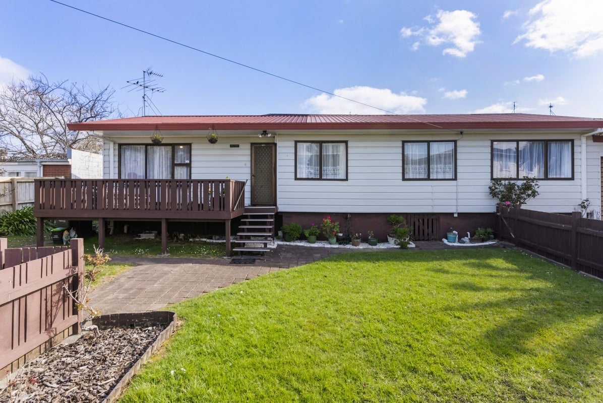 1/13 Kirton Crescent, Manurewa, Auckland - Carousel 2