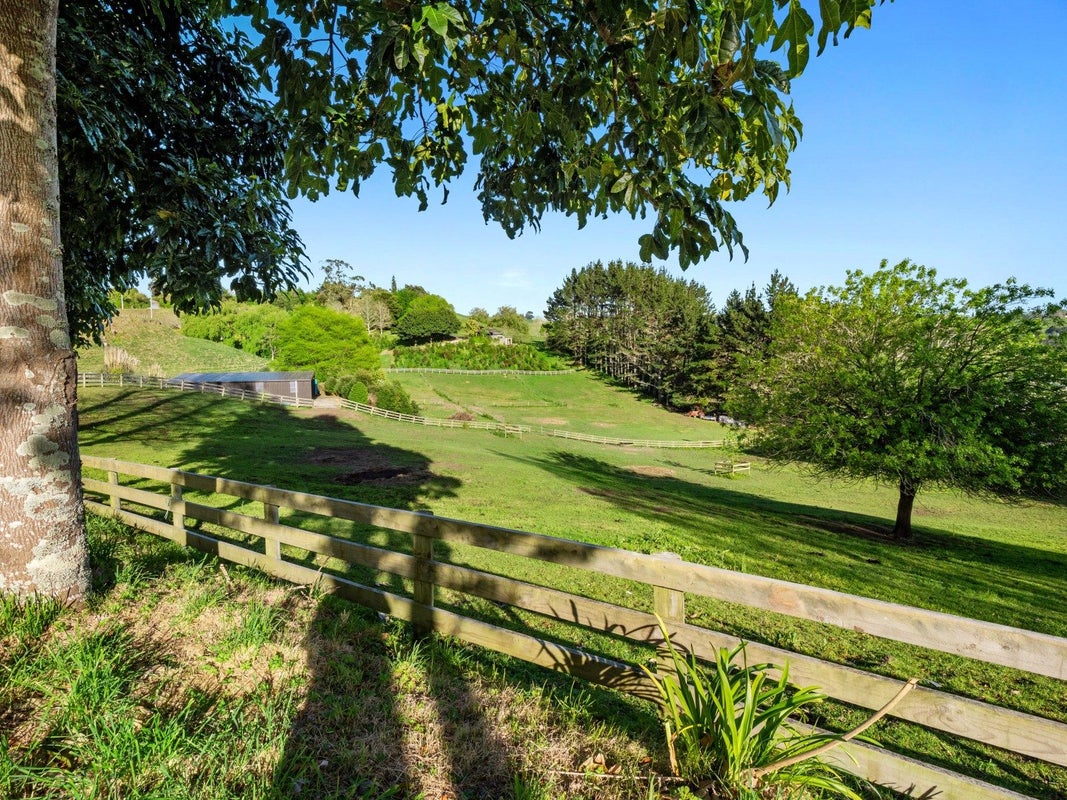 182 Crawford Road, Minden, Tauranga - Carousel 2