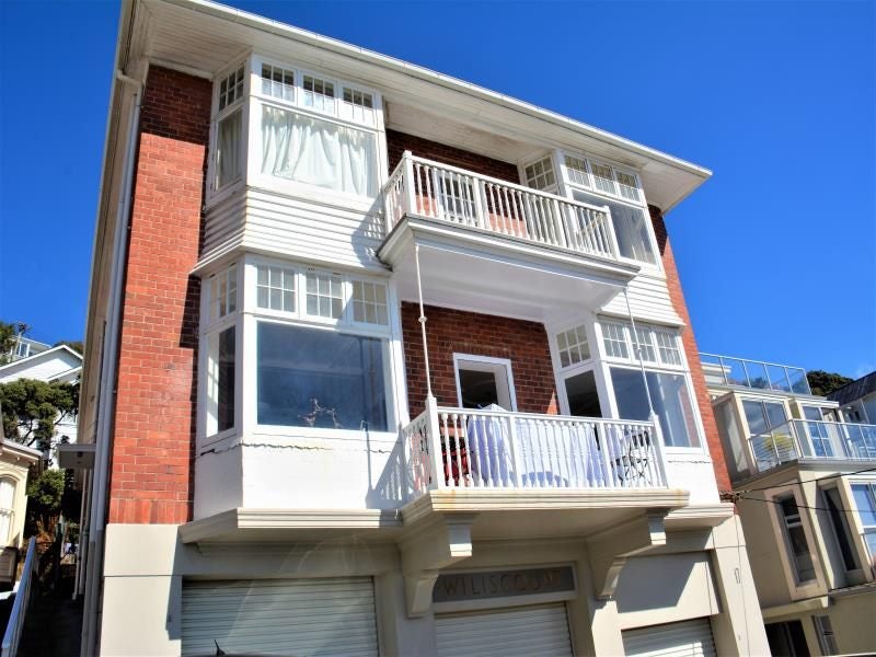 2/17 Oriental Terrace, Oriental Bay, Wellington - Carousel 1