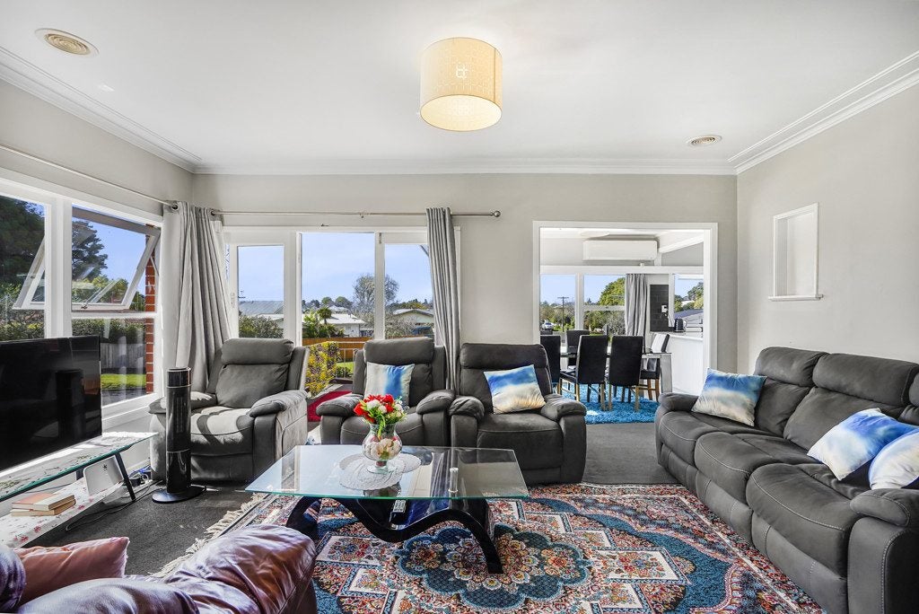 35 Hinton Avenue, Forest Lake, Hamilton - Carousel 2