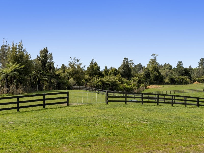 25 Sarona Park Drive, Omanawa, Tauranga - Carousel 26