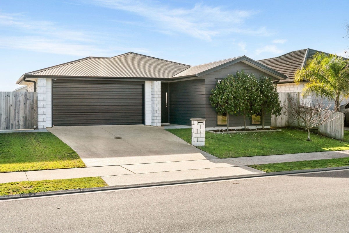 3 DUNKELD DRIVE, Papamoa, Tauranga - Carousel 1