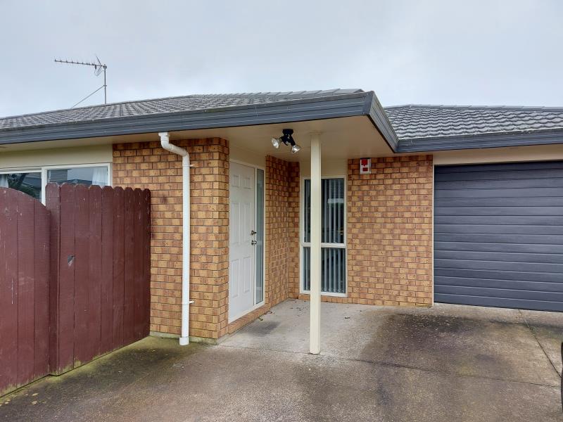 100 Manuroa Road, Takanini, Auckland - Carousel 1