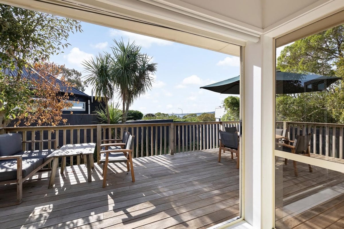 6A Colenso Place, Mission Bay, Auckland - Carousel 2