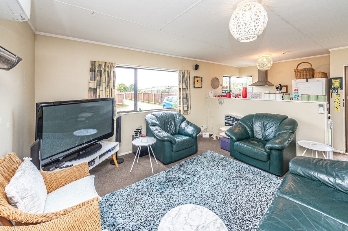 12A Cornwall Road, Springvale, Whanganui - Carousel 2