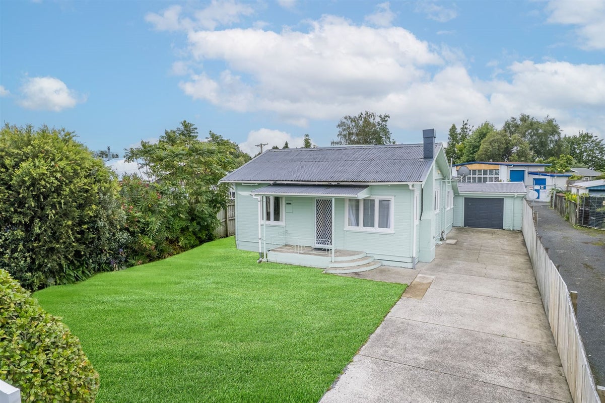 120 Massey Street, Frankton, Hamilton - Carousel 21