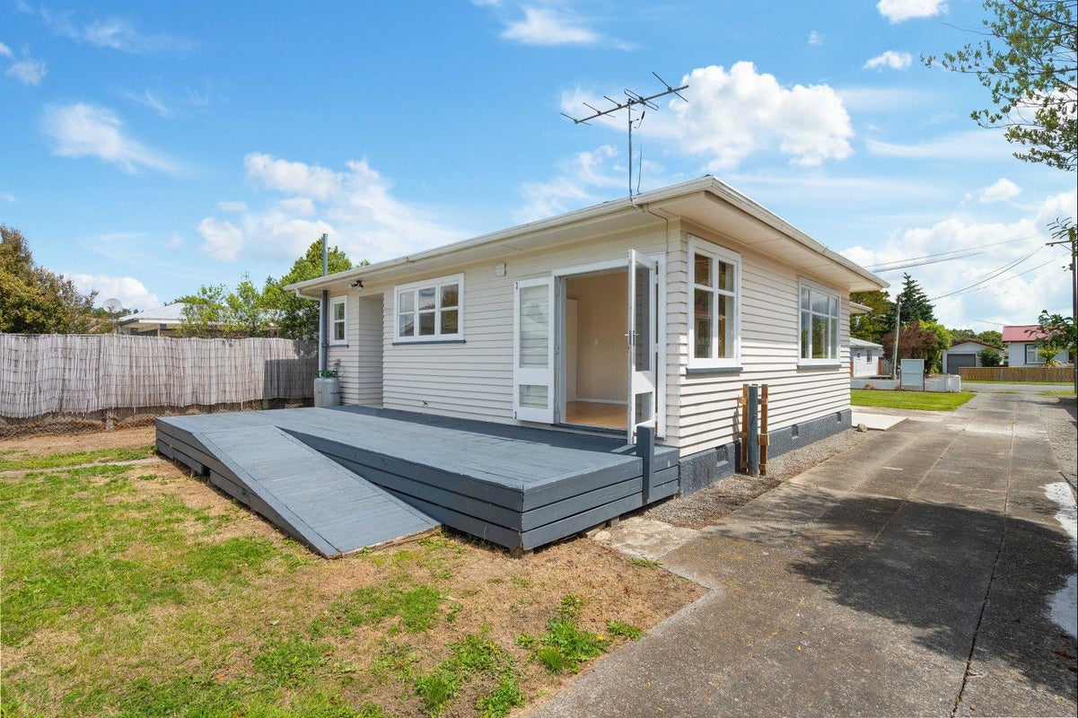 95 Herbert Street, Masterton - Carousel 1