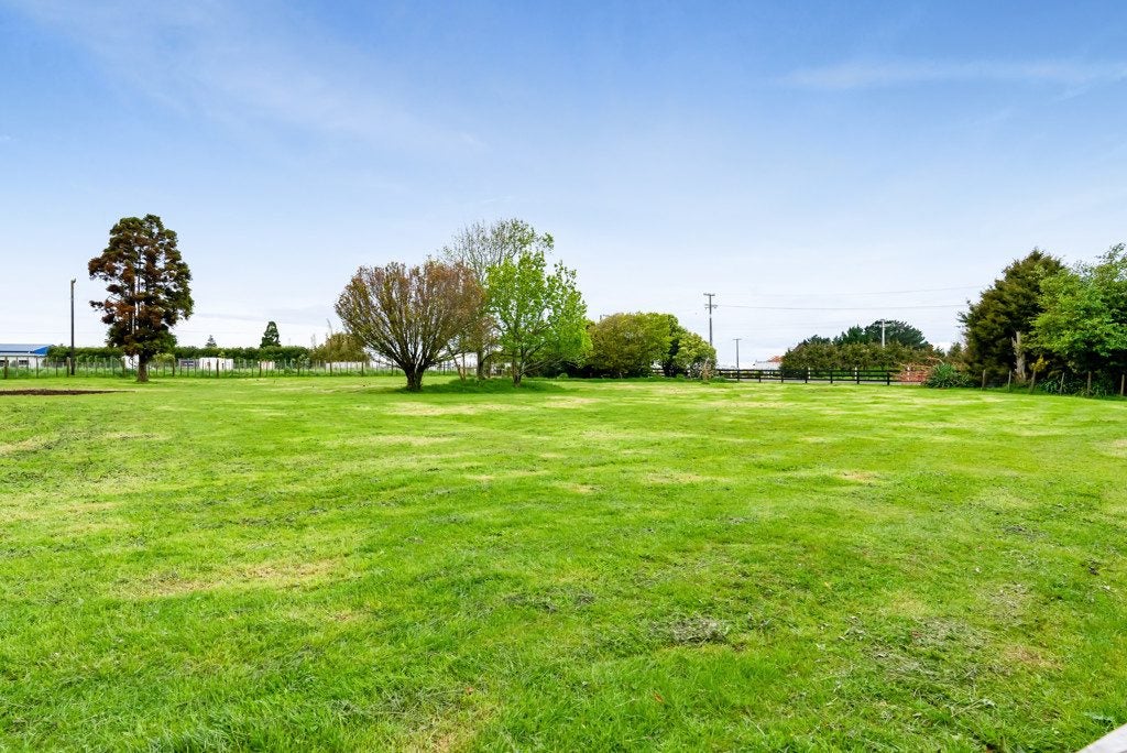 116 Paraite Road, Paraite, New Plymouth - Carousel 2