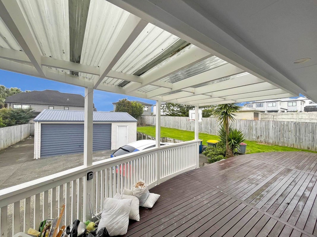 13 Westall Road, New Lynn, Auckland - Carousel 14