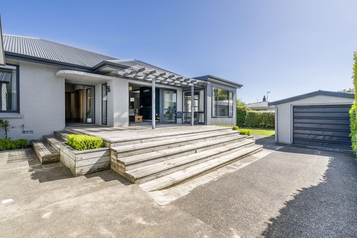 96 Abbot Street, Waverley, Invercargill - Carousel 1