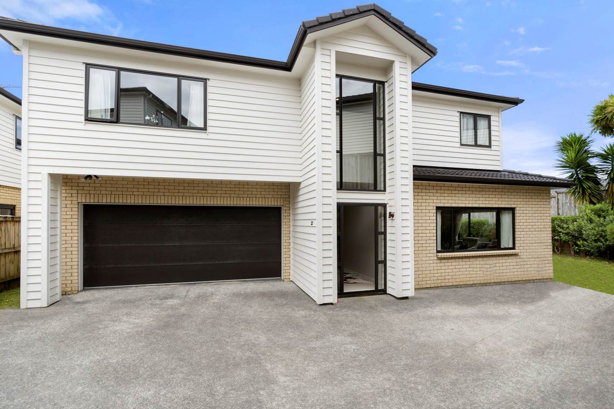 22 Eastwood Rise, Browns Bay, Auckland - Carousel 1