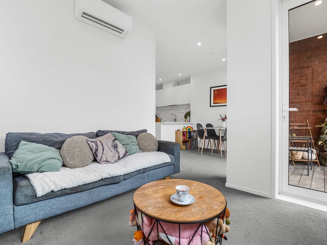 302/1A Soljak Place, Mount Albert, Auckland - Carousel 2