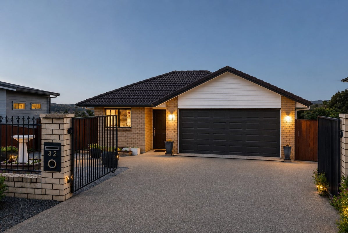 32 Pebble Beach Boulevard, Kamo, Whangarei - Carousel 1