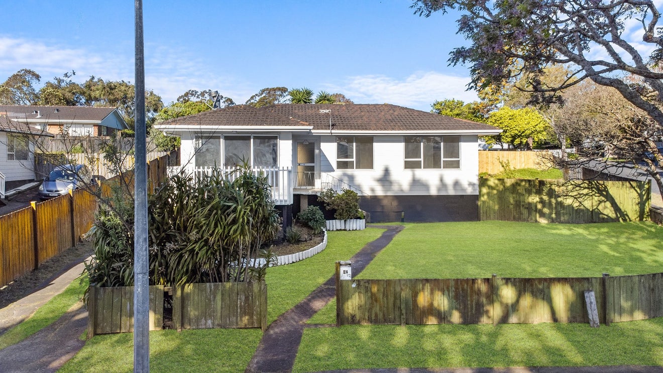 36 Frobisher Way, Clendon Park, Auckland - Carousel 1