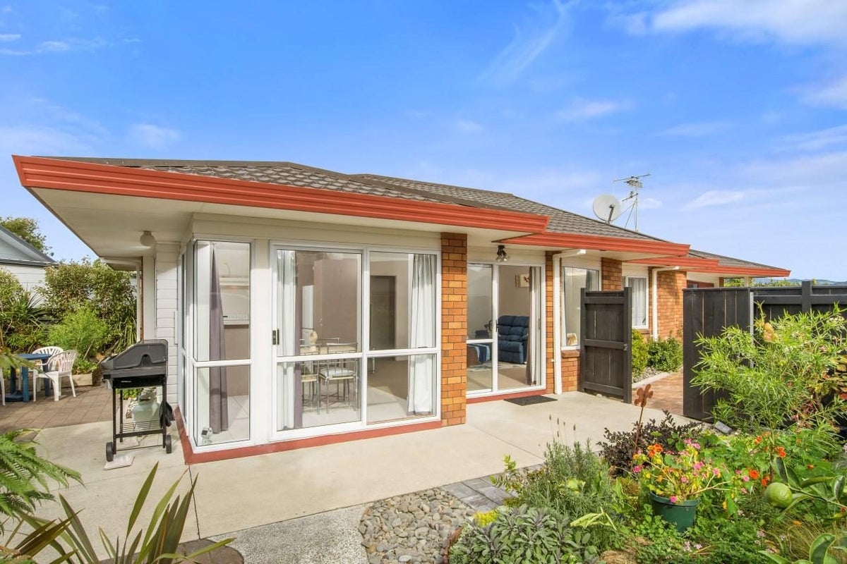 14 Pacific View Road, Papamoa Beach, Papamoa - Carousel 2