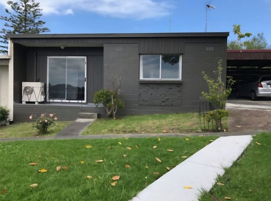 1/141 Birkdale Road, Birkdale, Auckland - Carousel 1