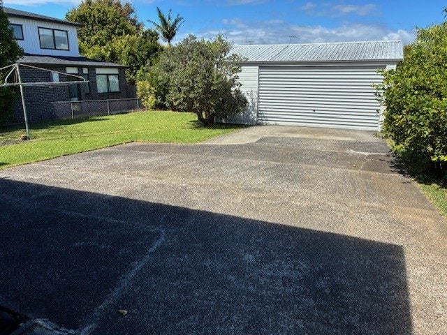 3 Ware Place, Pakuranga Heights, Auckland - Carousel 23