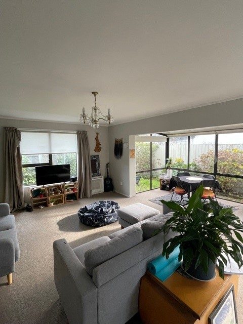2/99A Woodham Road, Linwood, Christchurch - Carousel 1